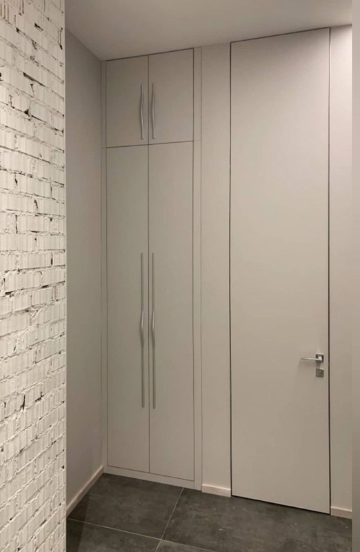 Распашные шкафы-Встроенный шкаф с распашными дверями «Модель 16»-фото3